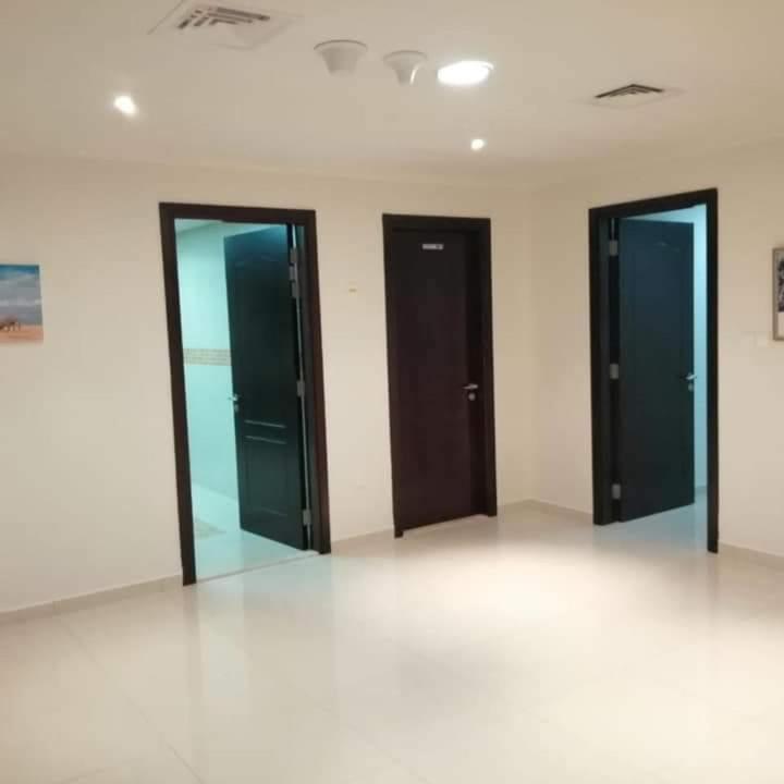 Sn Resident * Abu Dhabi